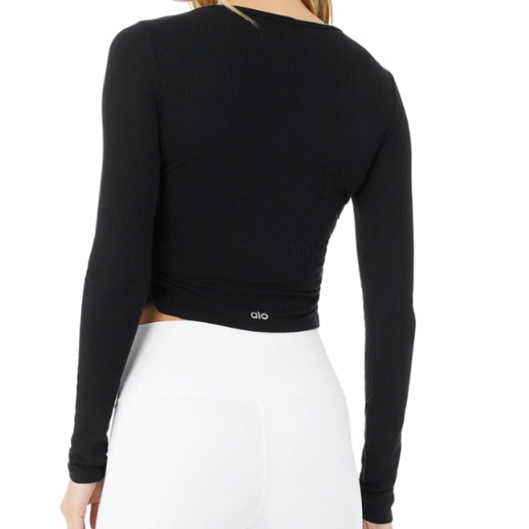 NWT ALO Gather Long Sleeve - Picture 2 of 6